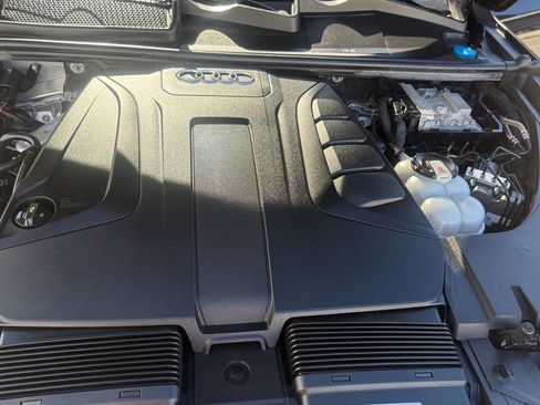 Used 2019 Audi Q7 2.0T Premium Plus w/ Premium Plus Package AWD/4WD image 28