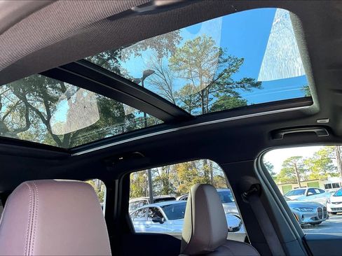 Certified 2025 BMW X1 xDrive28i image 12