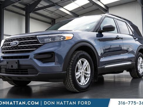 Used 2021 Ford Explorer XLT AWD/4WD image 1