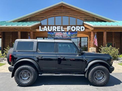 Certified 2025 Ford Bronco 4-Door w/ Sasquatch Package AWD/4WD image 1