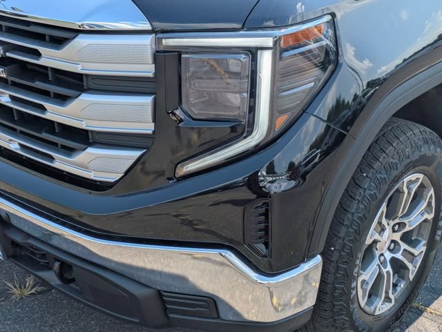 Used 2026 GMC Sierra 1500 SLE AWD/4WD image 9