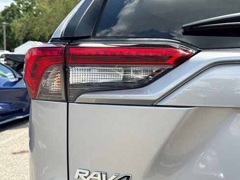 Used 2024 Toyota RAV4 XLE w/ Convenience Package image 10