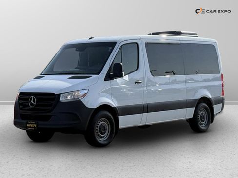 Used 2023 Mercedes-Benz Sprinter 2500 image 24
