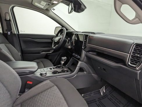 Certified 2024 Ford Ranger XLT image 39