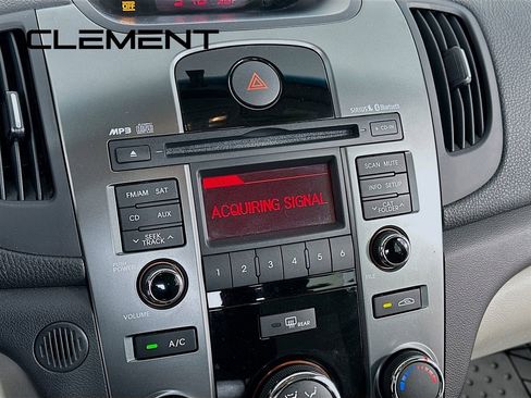 Used 2013 Kia Forte EX w/ Fuel Economy Pkg image 19