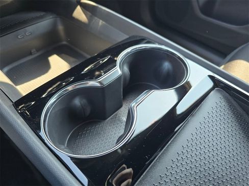 New 2025 Chevrolet Blazer EV LT image 24