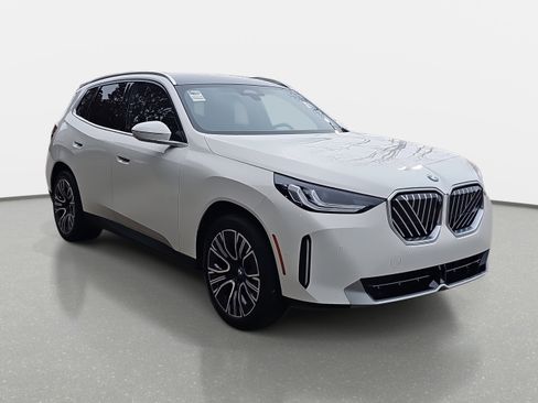 New 2026 BMW X3 xDrive30 w/ Premium Package image 3