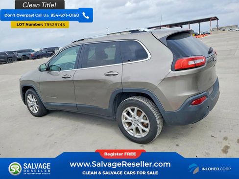 Used 2016 Jeep Cherokee Latitude image 3