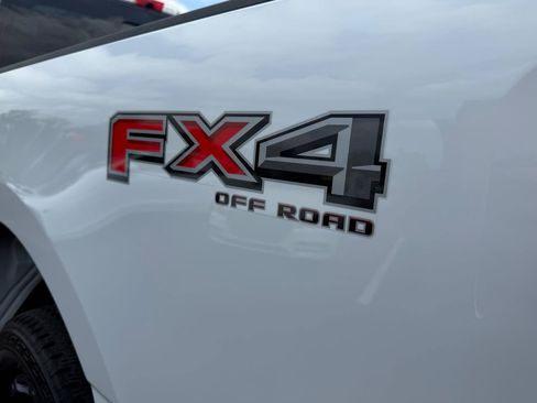 Used 2024 Ford F250 Lariat w/ Lariat Ultimate Package AWD/4WD image 8