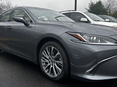 Used 2019 Lexus ES 350