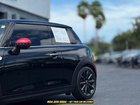 Used 2015 MINI Cooper 2-Door Hardtop FWD image 3