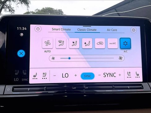 Used 2024 Volkswagen Atlas Cross Sport SE FWD image 36