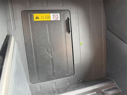 Used 2024 Toyota Tundra Limited image 22