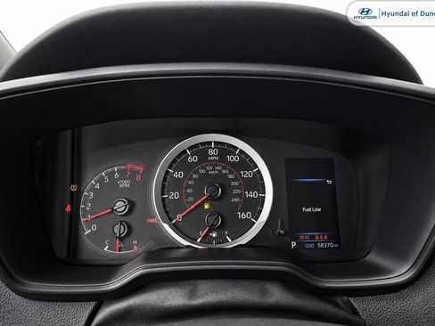 Used 2022 Toyota Corolla SE FWD image 8