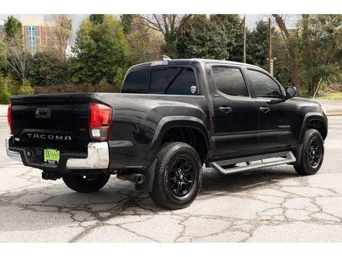 Used 2021 Toyota Tacoma SR5 image 7