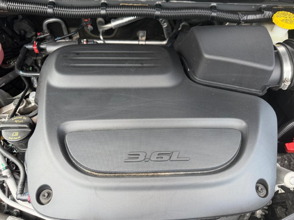 Used 2022 Chrysler Pacifica Touring-L AWD/4WD image 20