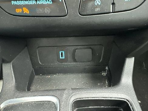 Used 2019 Ford Escape SE AWD/4WD image 45