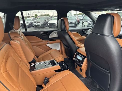 Used 2020 Lincoln Aviator Black Label w/ Dynamic Handling Package AWD/4WD image 17