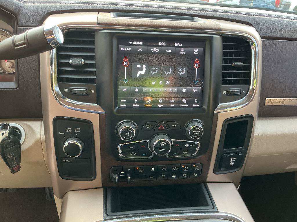 Used 2018 RAM 3500 Laramie Longhorn AWD/4WD image 19