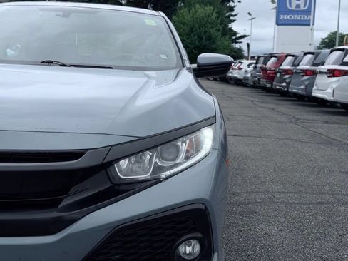 Used 2018 Honda Civic Sport image 3