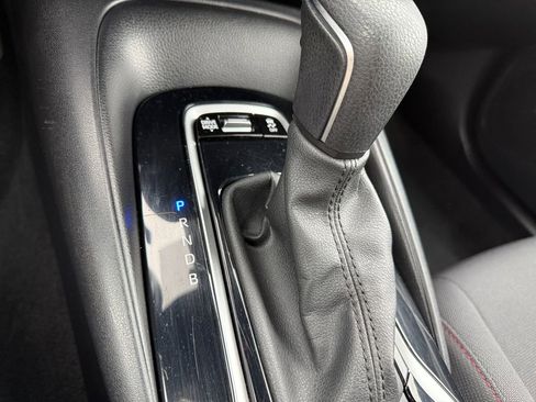 Certified 2024 Toyota Corolla SE image 36