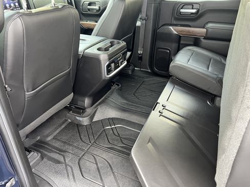 Used 2020 Chevrolet Silverado 1500 High Country w/ Technology Package AWD/4WD image 19