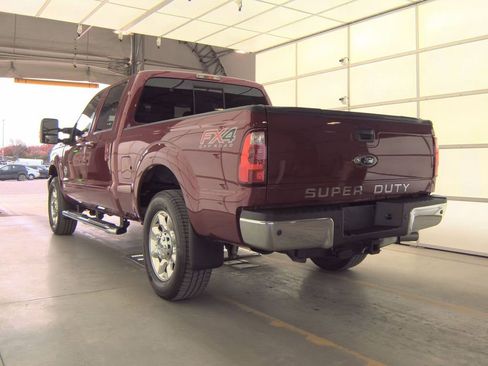 Used 2014 Ford F250 Lariat w/ Lariat Ultimate Package image 5