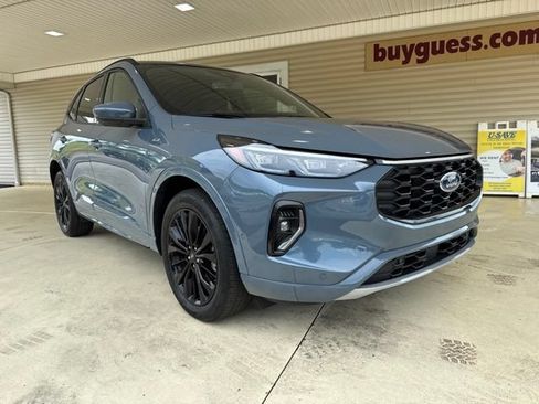 Used 2023 Ford Escape ST-Line Elite w/ Premium Technology Package AWD/4WD image 2