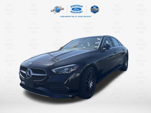 Used 2025 Mercedes-Benz C 300 Sedan w/ Winter Package image 17