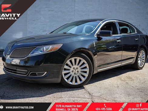 Used 2014 Lincoln MKS image 1