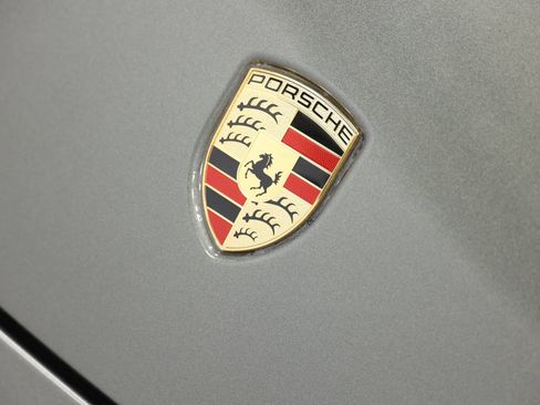 Used 2020 Porsche 911 Carrera 4S AWD/4WD image 8