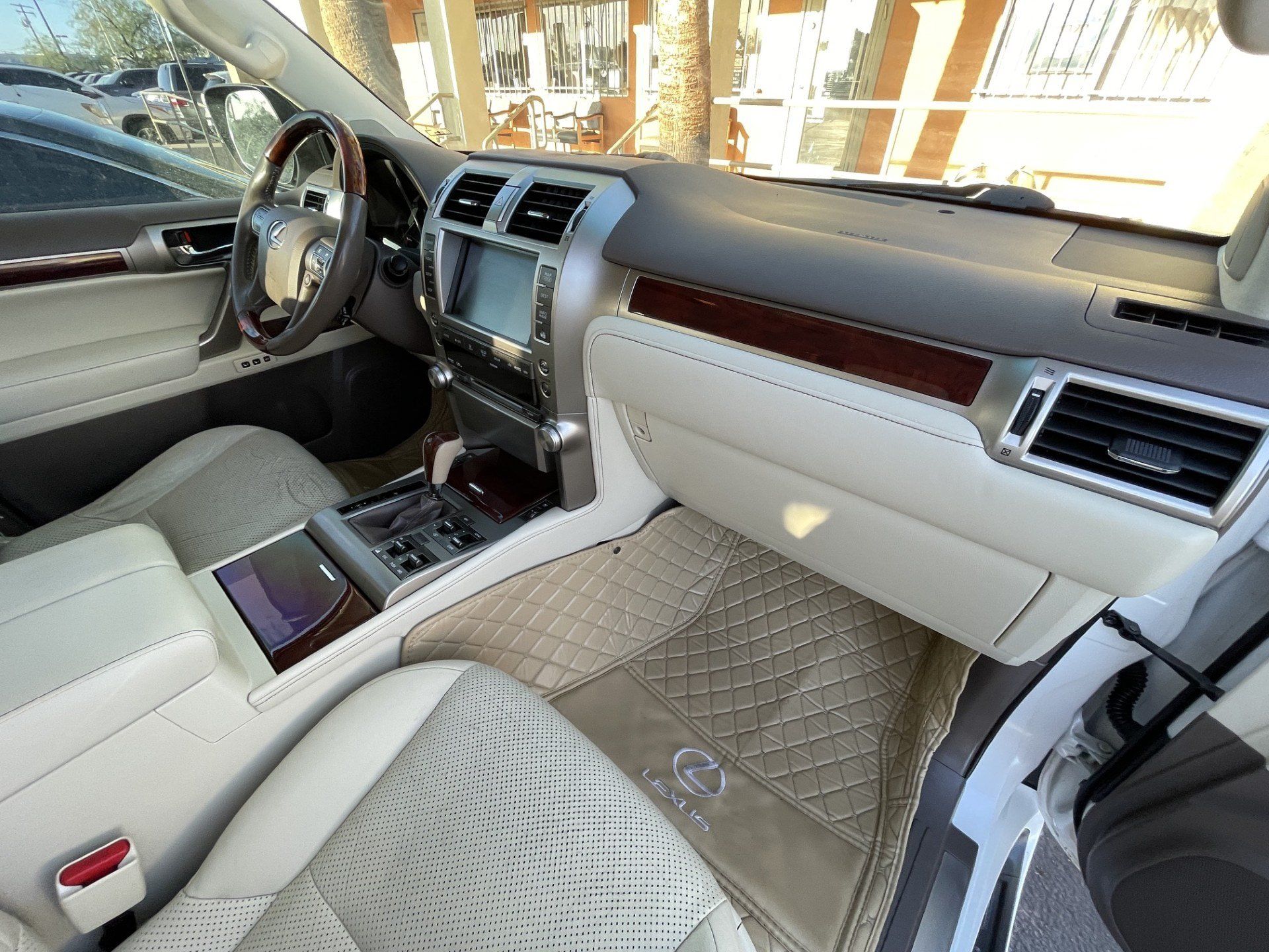 Used 2010 Lexus GX 460 Premium AWD/4WD image 28