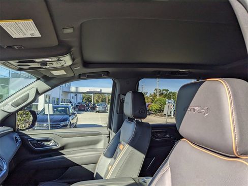 Used 2024 GMC Yukon AT4 w/ AT4 Premium Package image 21