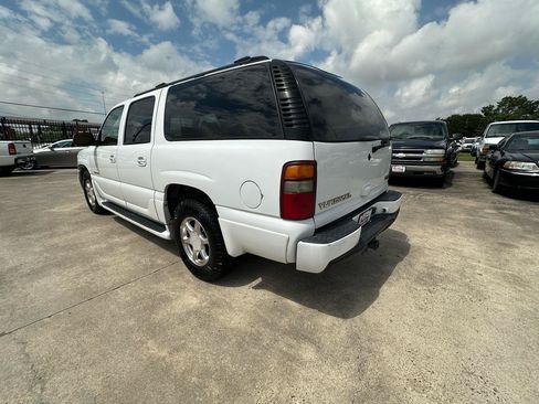Used 2002 GMC Yukon XL Denali AWD/4WD image 3