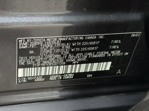 Used 2023 Toyota RAV4 XLE w/ Convenience Package AWD/4WD image 34