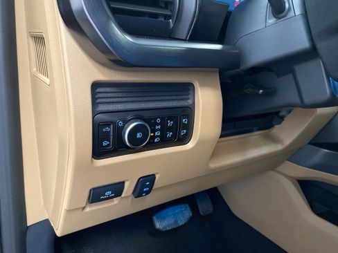 New 2026 Ford F350 Lariat w/ Lariat Ultimate Package image 17