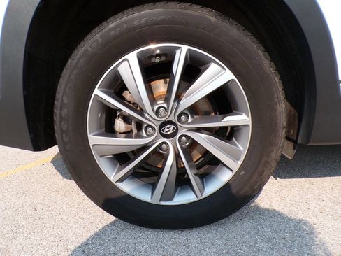 Used 2020 Hyundai Santa Fe SEL w/ Convenience Package AWD/4WD image 23