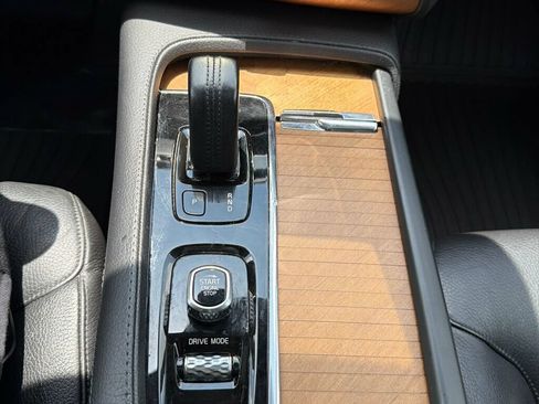 Used 2021 Volvo XC90 T8 Inscription Expression w/ Protection Package Premier AWD/4WD image 20