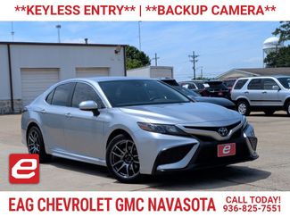 Used 2021 Toyota Camry SE FWD video 1