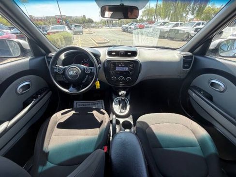 Used 2019 Kia Soul FWD image 19
