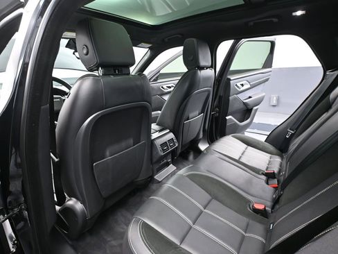 Used 2023 Land Rover Range Rover Velar R-Dynamic S image 40