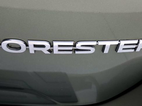 Used 2021 Subaru Forester Premium AWD/4WD image 14