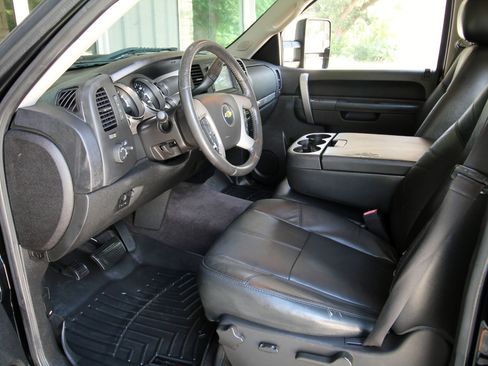 Used 2014 Chevrolet Silverado 2500 LT w/ Texas Edition AWD/4WD image 21