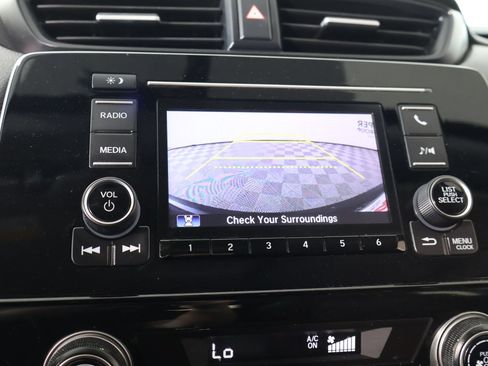 Used 2017 Honda CR-V LX image 6