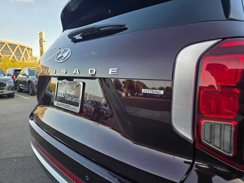 Used 2024 Hyundai Palisade Calligraphy image 15