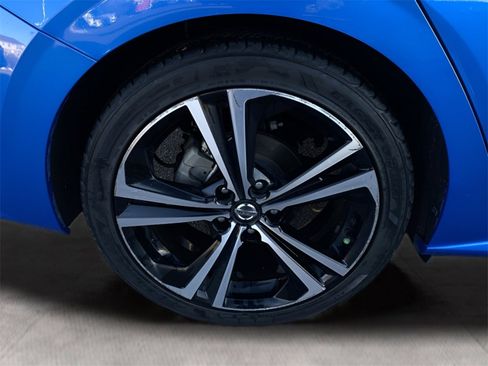 Used 2023 Nissan Sentra SR w/ SR Premium Package image 20