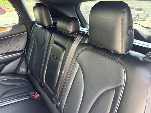 Certified 2019 Lincoln MKC Reserve w/ MKC Technology Package FWD image 14