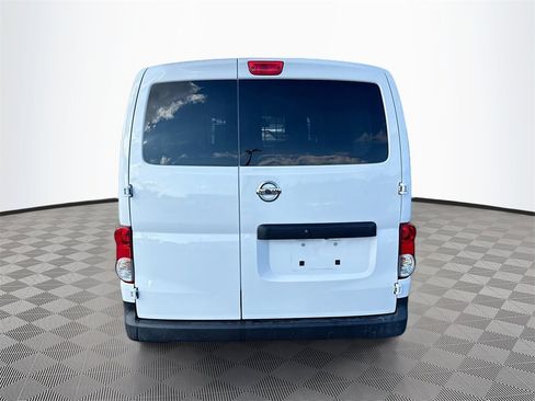 Used 2021 Nissan NV200 S w/ Sliding Door Glass Package image 7