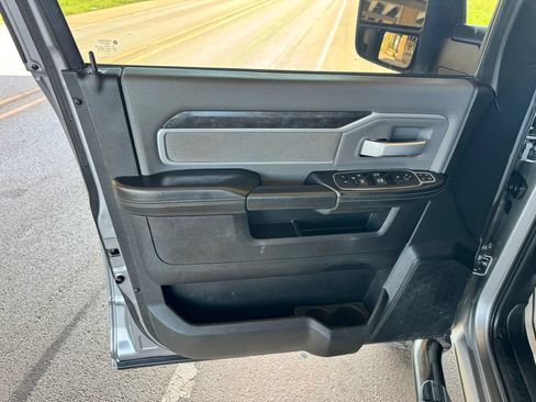 Used 2023 RAM 2500 Big Horn w/ Level 1 Equipment Group AWD/4WD image 11