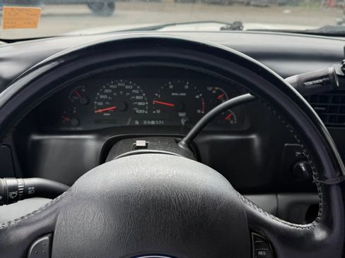 Used 2003 Ford F250 XLT AWD/4WD image 21